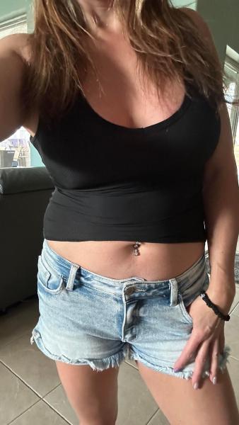 This teacher is ready for you to eat up