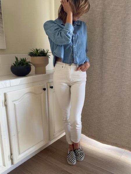 No one at school drop-off knew I had this sexy set on under my mom fit.