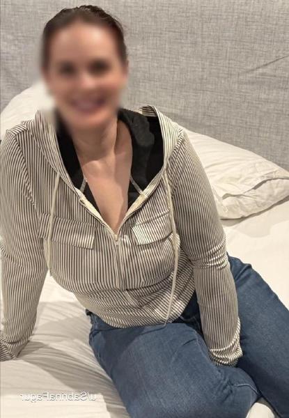 10 pics my husband took of my mombod