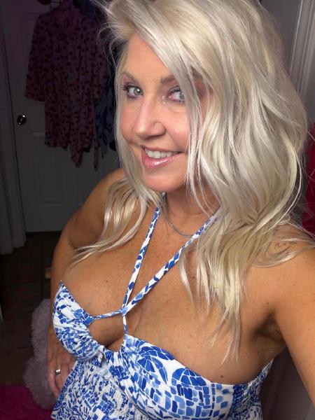 I m kinda wild hehe 47yo